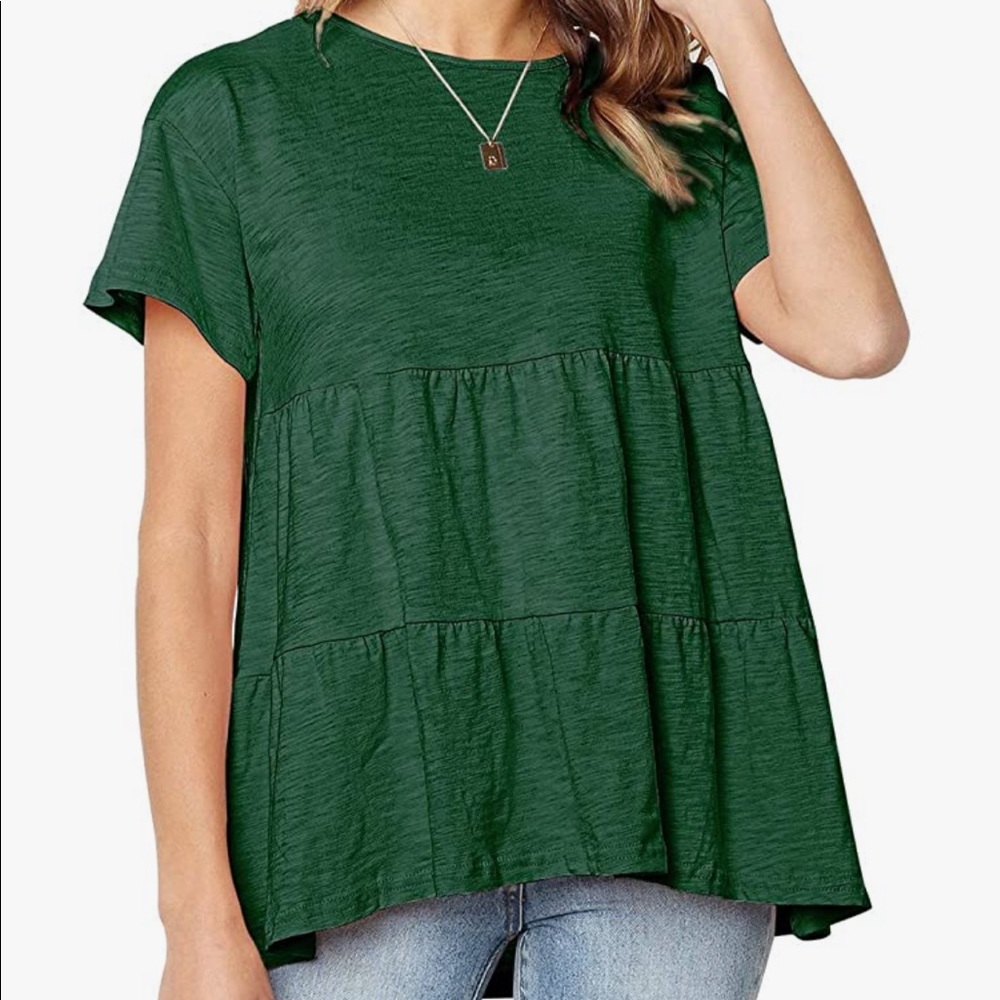 Dark green babydoll top - lightweight & flowy!